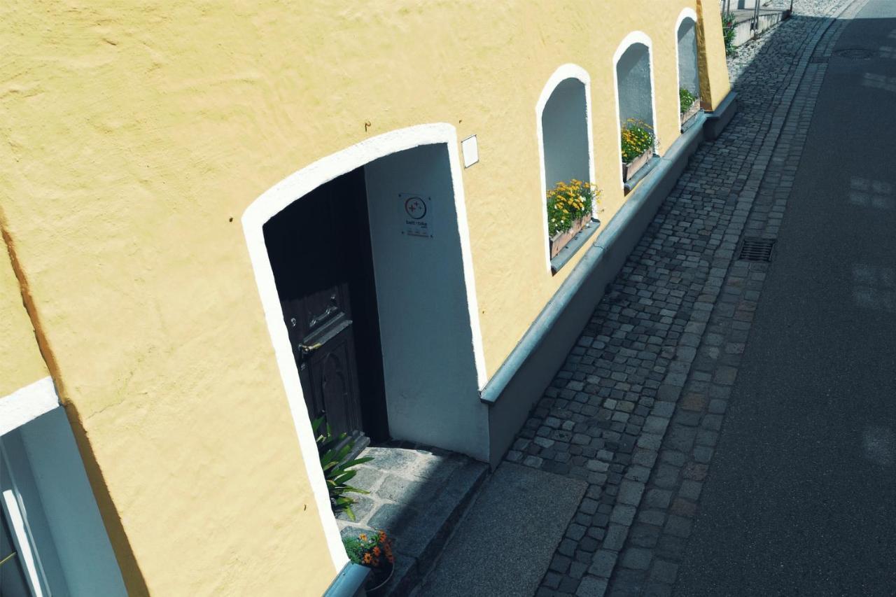 Stilvolle Wohnung Auf 50 M² Mit Parkplatz Und Wifi Kraiburg am Inn Εξωτερικό φωτογραφία